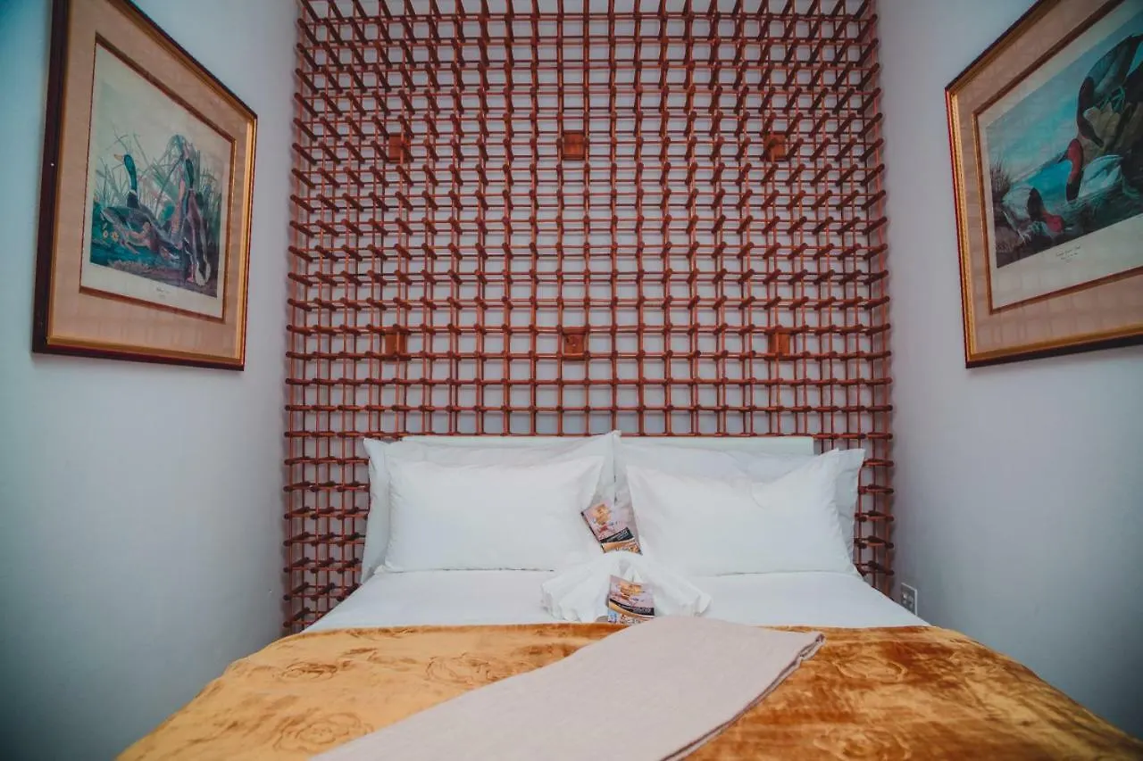 Bed & Breakfast Queen Julie Lodge Città del Capo
