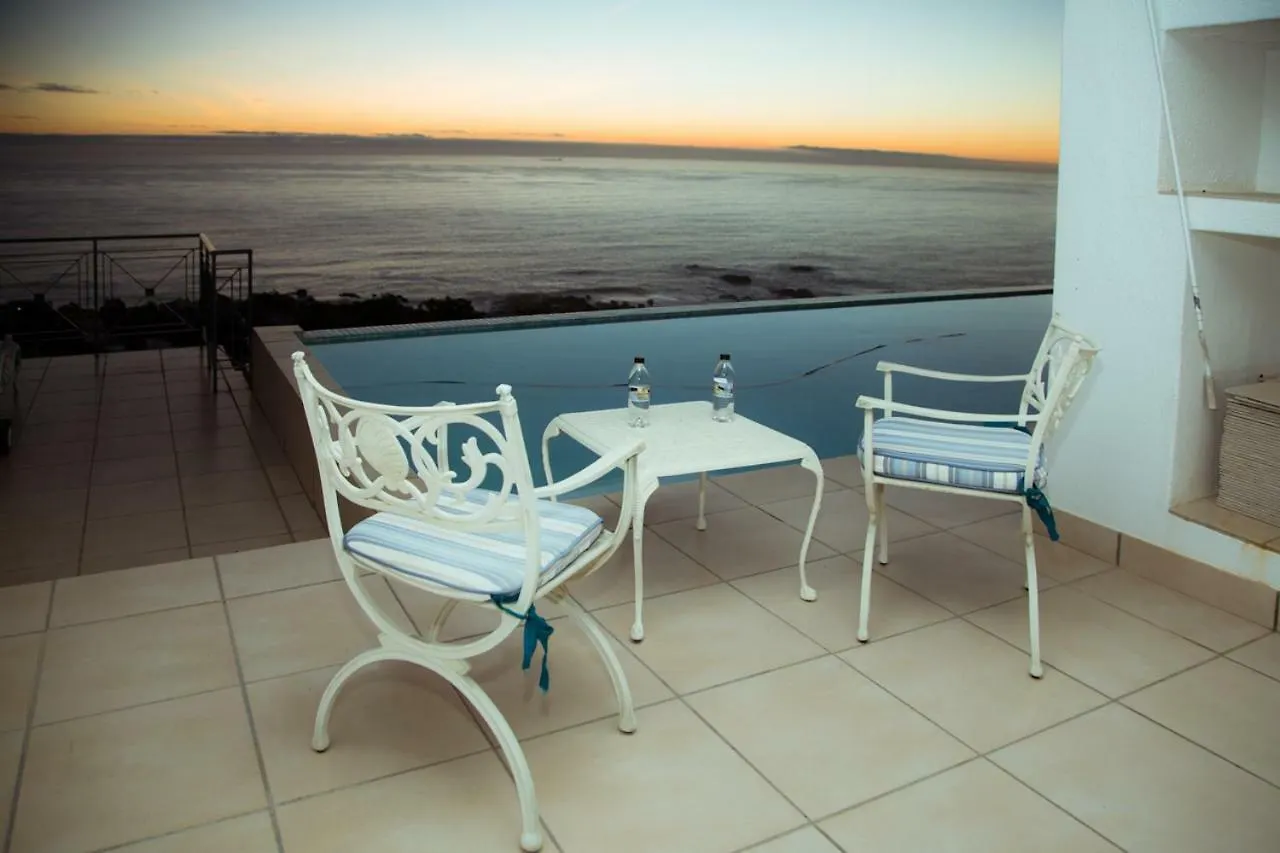 *** Bed & Breakfast Queen Julie Lodge Cape Town South Africa